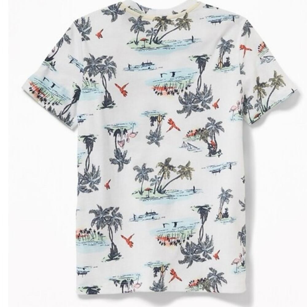 Old Navy tee